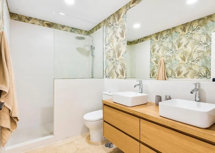 דירה With Terrace And Private Parking *