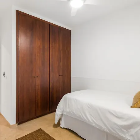 With Terrace And Private Parking Radazul