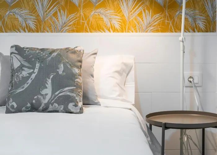 Apartamento With Terrace And Private Parking