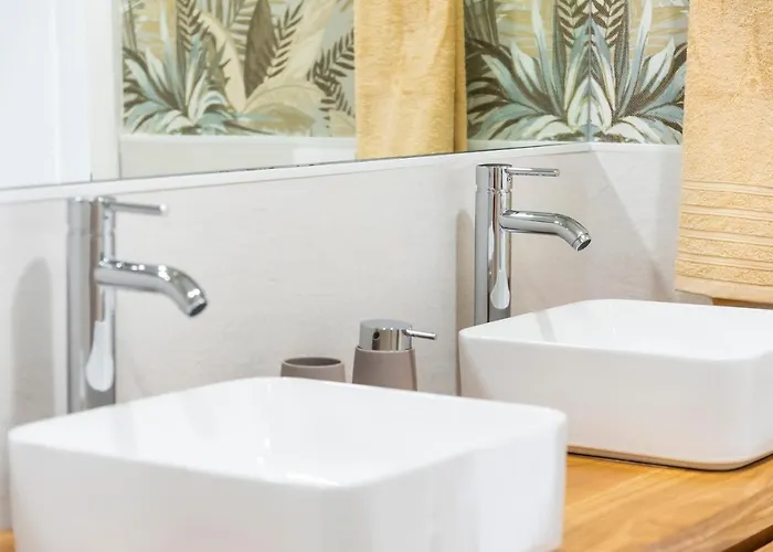 With Terrace And Private Parking Apartmán *