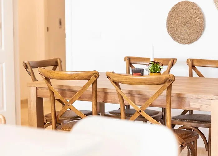 With Terrace And Private Parking Apartmán