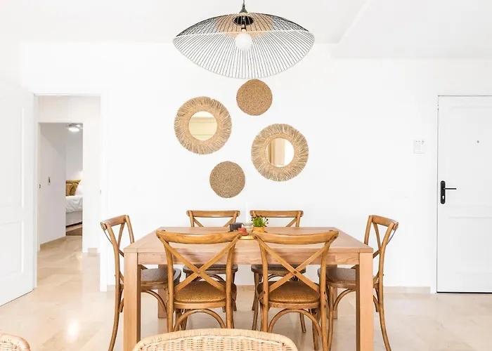 With Terrace And Private Parking Διαμέρισμα Radazul